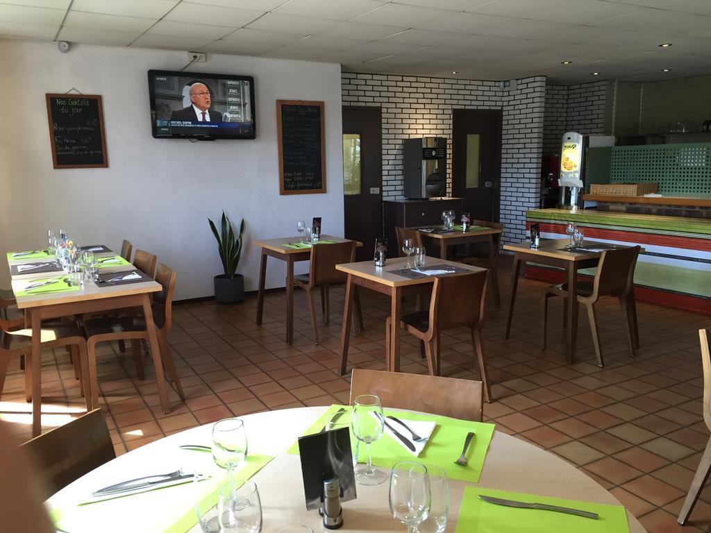 Kyriad Geneve St-Genis-Pouilly Saint-Genis-Pouilly Εξωτερικό φωτογραφία